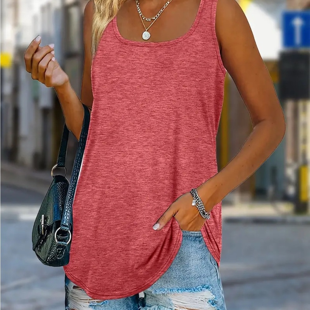 Women's Red Sleeveless Top